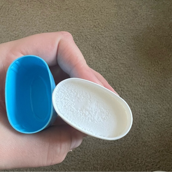 Megababe - Picture 3 of 3